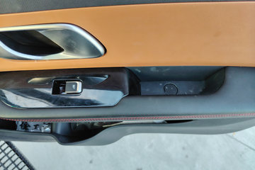 �칤�Ῠ ���� ��ɲ �߶� 4.4�׵��Ŵ��綯��դʽ�Ῠ ����ʱ��140.41kWhͼƬ