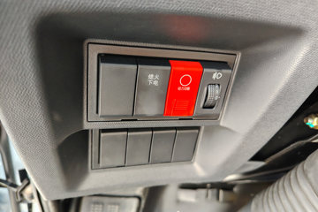 �칤�Ῠ ���� ��ɲ �߶� 4.4�׵��Ŵ��綯��դʽ�Ῠ ����ʱ��140.41kWhͼƬ