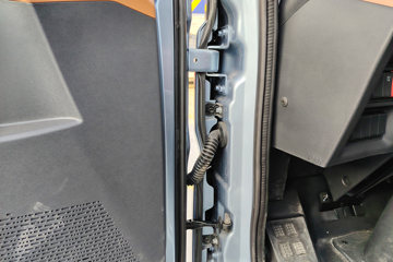 �칤�Ῠ ���� ��ɲ �߶� 4.4�׵��Ŵ��綯��դʽ�Ῠ ����ʱ��140.41kWhͼƬ