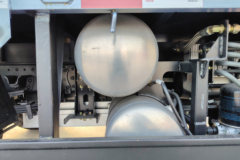 徐工轻卡 汉界 气刹 高顶 4.4米单排纯电动仓栅式轻卡 宁德时代140.41kWh