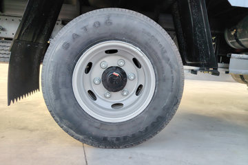 �칤�Ῠ ���� ��ɲ �߶� 4.4�׵��Ŵ��綯��դʽ�Ῠ ����ʱ��140.41kWhͼƬ