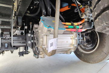 �칤�Ῠ ���� ��ɲ �߶� 4.4�׵��Ŵ��綯��դʽ�Ῠ ����ʱ��140.41kWhͼƬ