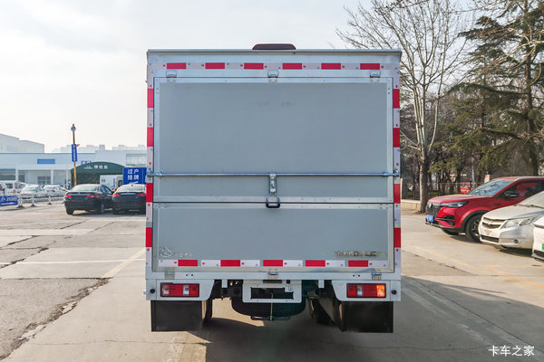 跨越者D5EV深圳市火热促销中 让利高达0.20万 跨越者D5EV深圳市火热促销中 让利高达0.20万