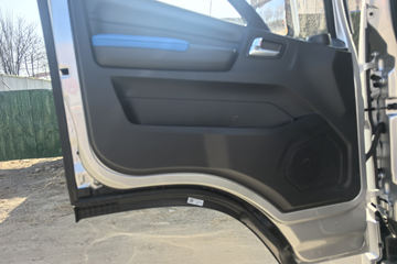 ����ŷ����S1 ��ӯ�� 2.5L���� 185���� ��ʿ��8�� 4.14�׵�����ʽ�ῨͼƬ