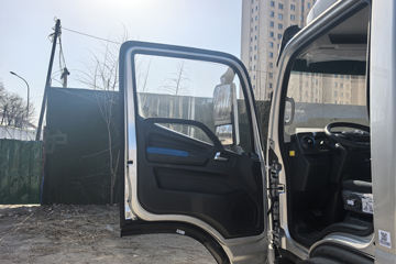 ����ŷ����S1 ��ӯ�� 2.5L���� 185���� ��ʿ��8�� 4.14�׵�����ʽ�ῨͼƬ