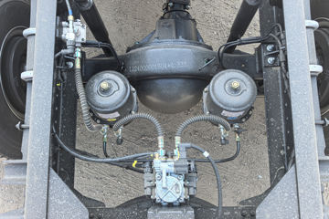 ����ŷ����S1 ��ӯ�� 2.5L���� 185���� ��ʿ��8�� 4.14�׵�����ʽ�ῨͼƬ