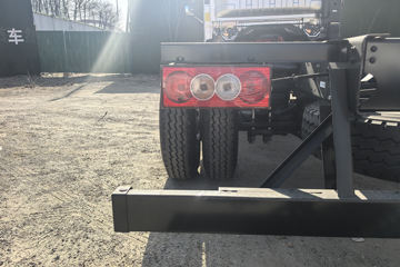 ����ŷ����S1 ��ӯ�� 2.5L���� 185���� ��ʿ��8�� 4.14�׵�����ʽ�ῨͼƬ