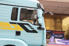 质子汽车 标载版 6X4 纯电动牵引车 宁德时代400.619kWh