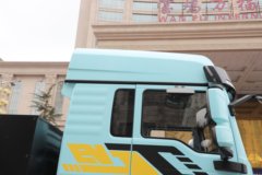 质子汽车 标载版 6X4 纯电动牵引车 宁德时代400.619kWh