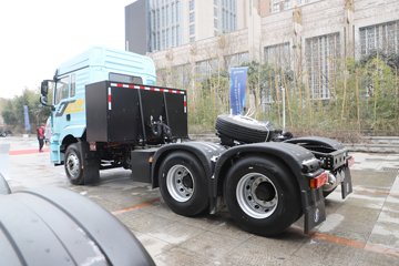 帝江Re&nbsp;电动牵引车外观图片