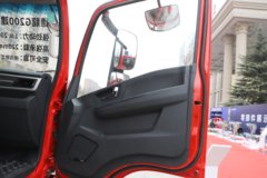 陕汽商用车德龙G200 2.5L柴油 147马力 法士特10档 3.82米排半仓栅式轻卡