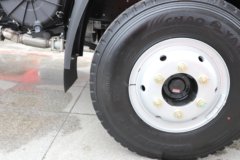 陕汽商用车德龙G200 2.5L柴油 147马力 法士特10档 3.82米排半仓栅式轻卡