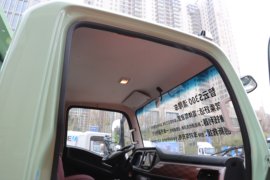 智云S300&nbsp;清障车驾驶室图片