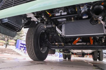 �������ó�����S300 4X2 ���綯���ϳ� ����ʱ��100.07kWhͼƬ