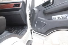 陕汽商用车 智云S300 4X2 纯电动洗扫车 120.27kWh