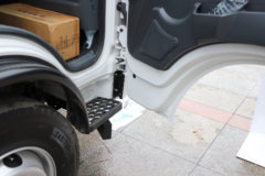 陕汽商用车智云S100 4X2 纯电动勾臂式垃圾车 宁德时代140.95kWh