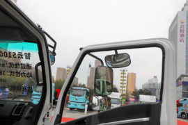 智云S100&nbsp;电动垃圾车驾驶室图片