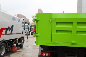 �������ó�����S100 4X2 ���綯����ʽ������ ����ʱ��140.95kWhͼƬ