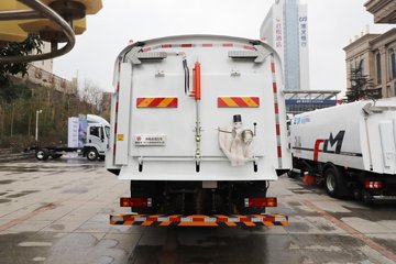 智云S500&nbsp;扫路车外观图片