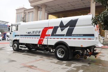 智云S500&nbsp;扫路车外观图片