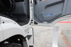 陕汽商用车 智云S500 4X2 纯电动洗扫车 231.84kWh