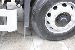 陕汽商用车 智云S500 4X2 纯电动洗扫车 231.84kWh