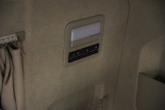 青岛解放 鹰航 智享版 15.7L LNG 720马力 6X4 法士特16档 AMT自动档 牵引车