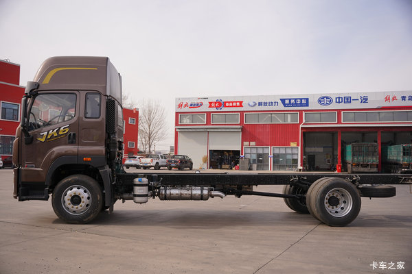 无锡市解放JK6载货车系列，打折优惠，降3万，赶快抢购！