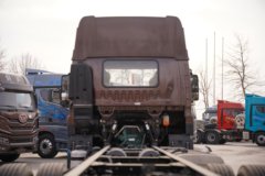 青岛解放 JK6 320马力 4X2 6.75米仓栅式载货车 青岛解放 JK6 320马力 4X2 6.75米仓栅式载货车