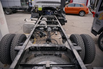 ��Ż�6G 2.5L���� 185���� ��ʿ��8�� 4.16�׵��Ų�դʽ�ῨͼƬ