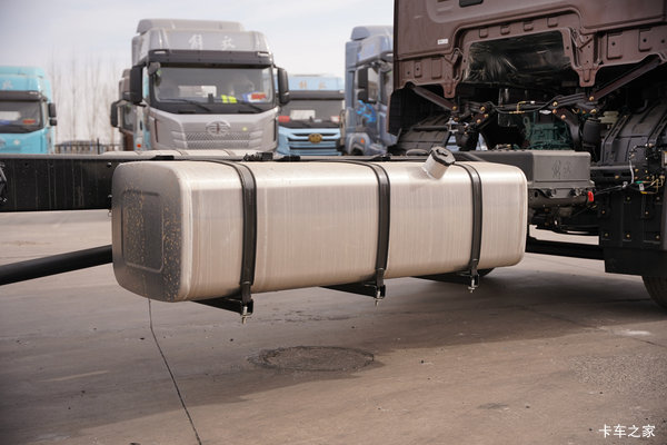 解放JH6东莞市火热促销中 让利高达3万 解放JH6东莞市火热促销中 让利高达3万