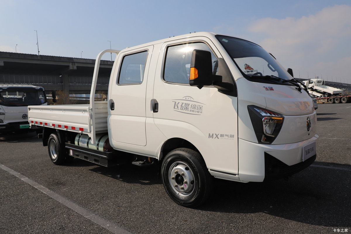 飞碟缔途MX CNG轻卡解析 122 马力+双排座舱 城配短途利器