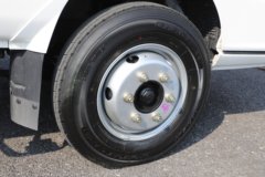 飞碟缔途MX 2L CNG 122马力 万里扬5档 3.08米双排栏板轻卡 飞碟缔途MX 2L CNG 122马力 万里扬5档 3.08米双排栏板轻卡