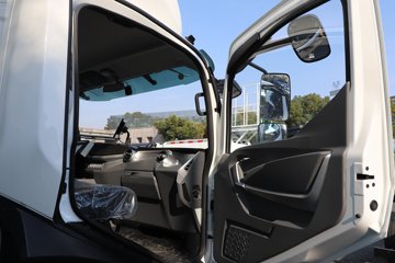 �ɵ�EW7 4X2 4.16�׵��Ŵ��綯��س� ����ʱ��140kWhͼƬ