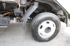 飞碟EW7 4X2 4.16米单排纯电动冷藏车 宁德时代140kWh