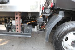 飞碟EW7 4X2 4.16米单排纯电动冷藏车 宁德时代140kWh