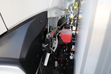 �ɵ�EW7 4X2 4.16�׵��Ŵ��綯��س� ����ʱ��140kWhͼƬ