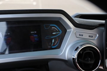 �ɵ�EW7 ��ɲ 4.16�׵��Ŵ��綯��ʽ�Ῠ ����ʱ��140.41kWhͼƬ