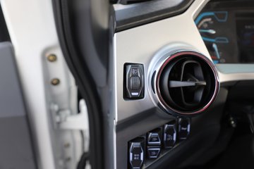 �ɵ�EW7 ��ɲ 4.16�׵��Ŵ��綯��ʽ�Ῠ ����ʱ��140.41kWhͼƬ