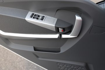 �ɵ�EW7 ��ɲ 4.16�׵��Ŵ��綯��ʽ�Ῠ ����ʱ��140.41kWhͼƬ