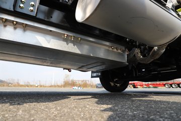 �ɵ�EW7 ��ɲ 4.16�׵��Ŵ��綯��ʽ�Ῠ ����ʱ��140.41kWhͼƬ