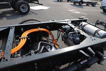 �ɵ�EW7 ��ɲ 4.16�׵��Ŵ��綯��ʽ�Ῠ ����ʱ��140.41kWhͼƬ