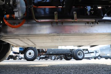 �ɵ�EW7 ��ɲ 4.16�׵��Ŵ��綯��ʽ�Ῠ ����ʱ��140.41kWhͼƬ