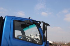 飞碟奥驰V6 2.5L柴油 176马力 10档 气刹 4.15米单排栏板轻卡