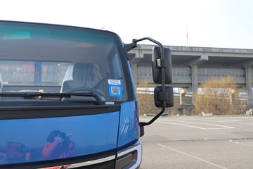 �ɵ��³�V6 2.5L���� 176���� 10�� ��ɲ 4.15�׵��������ῨͼƬ