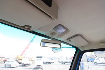 �ɵ��³�V6 2.5L���� 176���� 10�� ��ɲ 4.15�׵��������ῨͼƬ