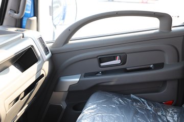 �ɵ��³�V6 2.5L���� 176���� 10�� ��ɲ 4.15�׵��������ῨͼƬ