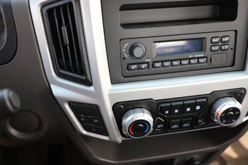 �ɵ��³�V6 2.5L���� 176���� 10�� ��ɲ 4.15�׵��������ῨͼƬ