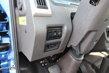 �ɵ��³�V6 2.5L���� 176���� 10�� ��ɲ 4.15�׵��������ῨͼƬ