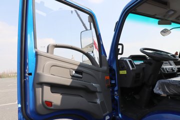 �ɵ��³�V6 2.5L���� 176���� 10�� ��ɲ 4.15�׵��������ῨͼƬ